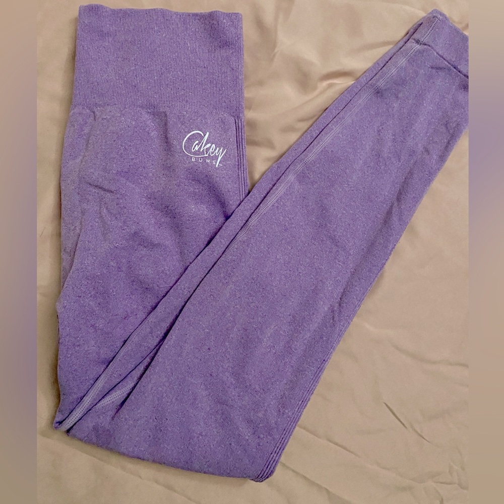 CAKEYBUMS Lavender ICING Leggings, Medium 💜